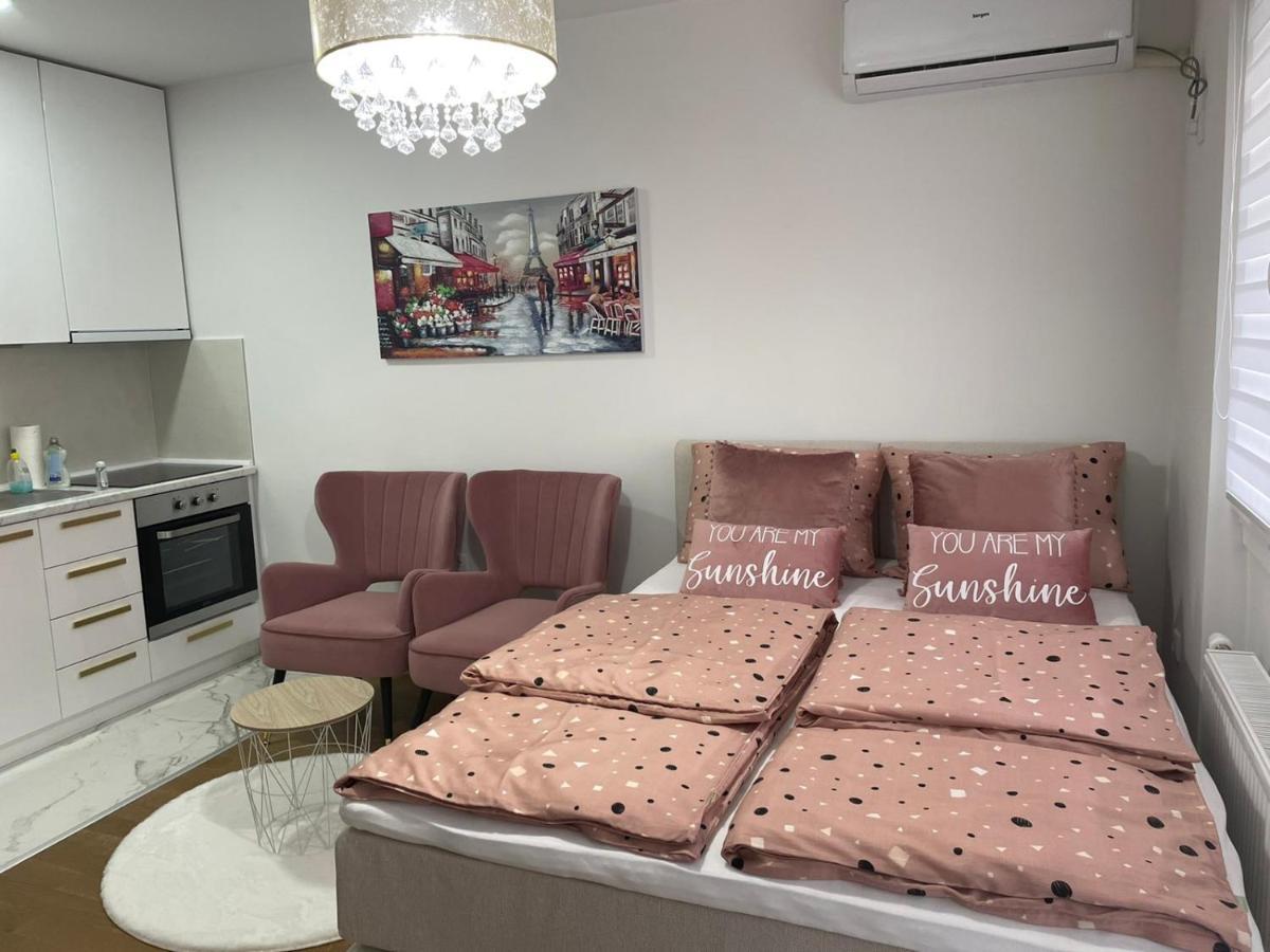 Ferienwohnung Spring deluxe Novi Sad Exterior foto